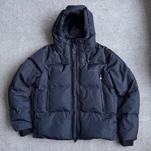 The Arrivals Mens AER Black Goose Down Hooded Puffer Coat